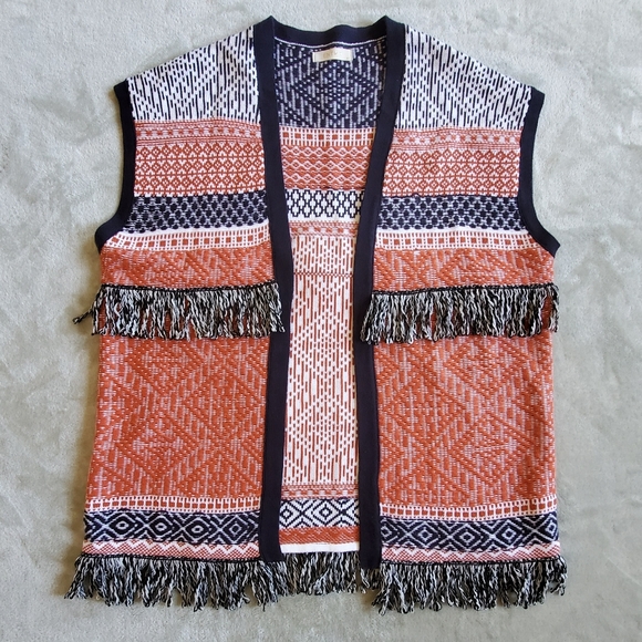entro Boho Fringe Binge Oversized Vest. - Picture 5 of 10